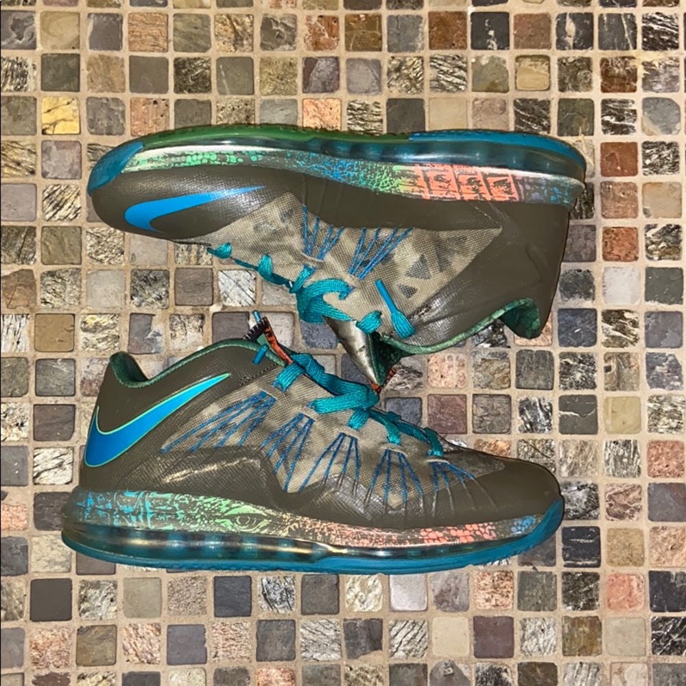 Lebron 10 Low Swamp Thing Basketball Shoe Size 8